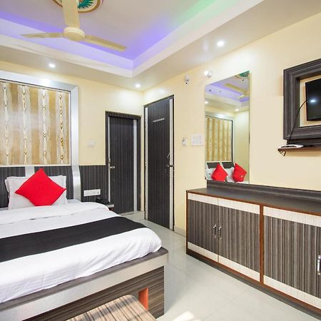 Capital O 67892 Hotel Sujata ธาราพิธ ภายนอก รูปภาพ